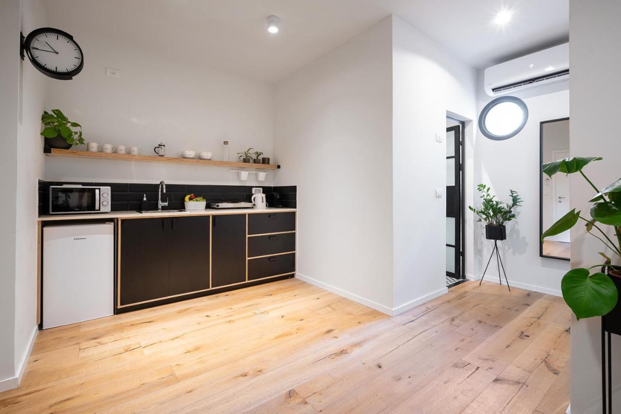 The Square - By Beach Apartments Tlv Tel Aviv Bagian luar foto